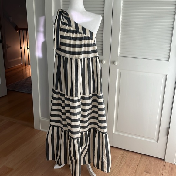 Who What Wear Dresses & Skirts - Adorable One shoulder cotton summer tiered maxi dress- excellent condition